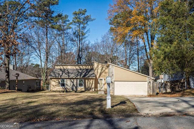 3889 Smokemist Trace, Lawrenceville, GA 30044