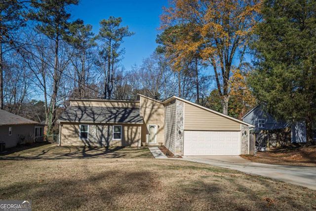 3889 Smokemist Trace, Lawrenceville, GA 30044