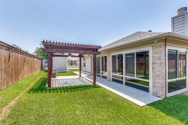 6500 Sierra Madre Drive, Fort Worth, TX 76179