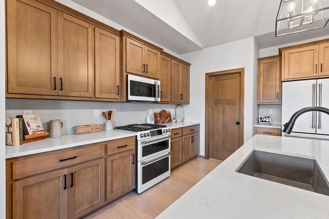 532 ROYAL ST PATS DRIVE, Wrightstown, WI 54180