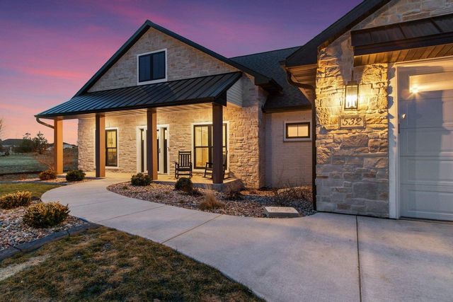 532 ROYAL ST PATS DRIVE, Wrightstown, WI 54180