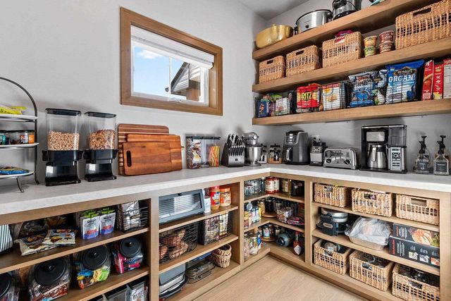 532 ROYAL ST PATS DRIVE, Wrightstown, WI 54180