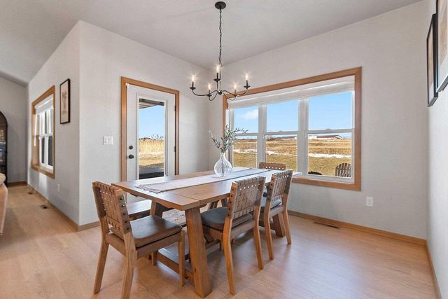 532 ROYAL ST PATS DRIVE, Wrightstown, WI 54180