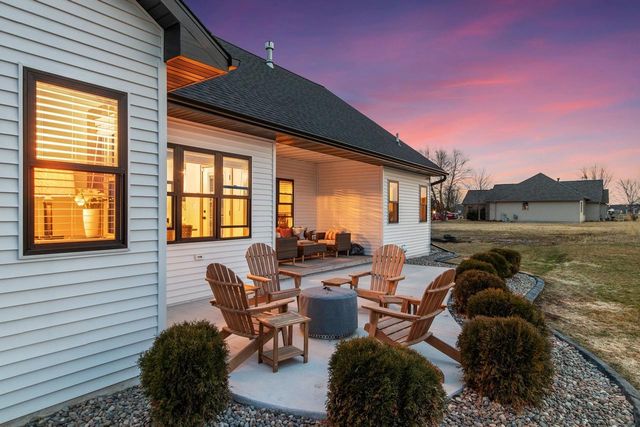 532 ROYAL ST PATS DRIVE, Wrightstown, WI 54180