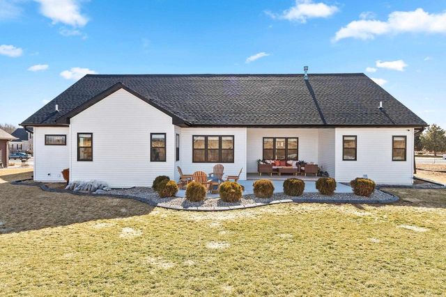 532 ROYAL ST PATS DRIVE, Wrightstown, WI 54180