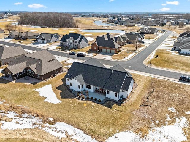 532 ROYAL ST PATS DRIVE, Wrightstown, WI 54180
