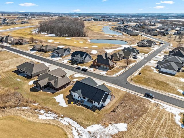 532 ROYAL ST PATS DRIVE, Wrightstown, WI 54180