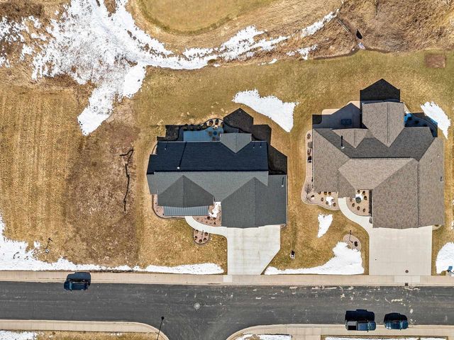 532 ROYAL ST PATS DRIVE, Wrightstown, WI 54180