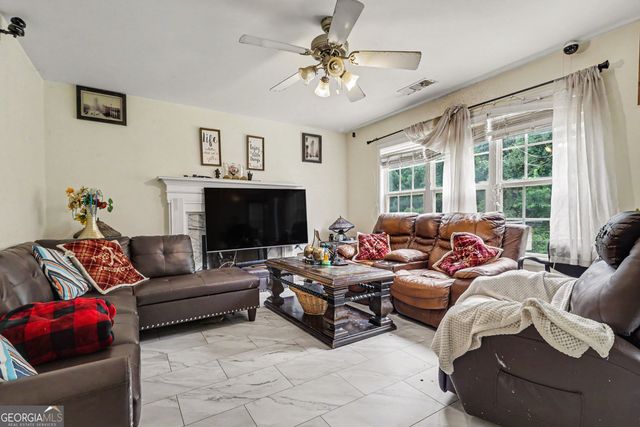 974 Coosawilla Drive, Winder, GA 30680