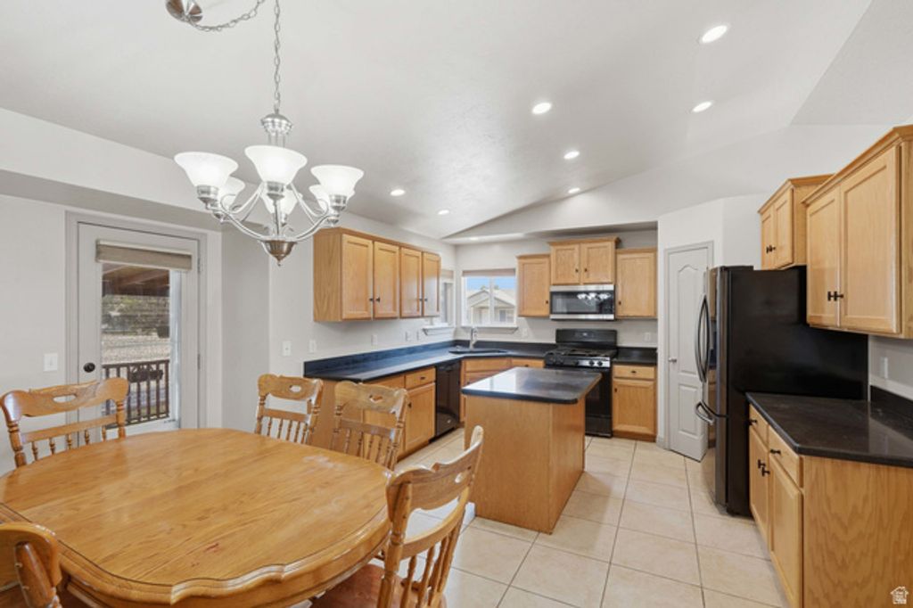 965 N 620 E, Tooele, UT 84074 — photo 5