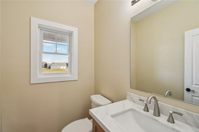 1 Stella Lane, Ogden, NY 14559