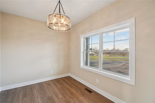 1 Stella Lane, Ogden, NY 14559