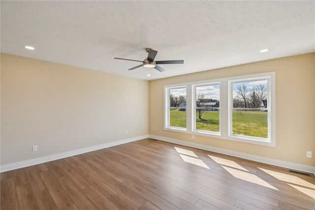 1 Stella Lane, Ogden, NY 14559