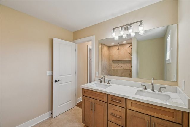 1 Stella Lane, Ogden, NY 14559