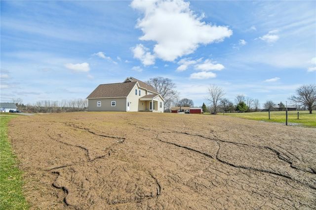 1 Stella Lane, Ogden, NY 14559