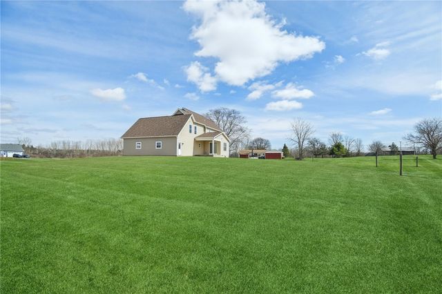 1 Stella Lane, Ogden, NY 14559