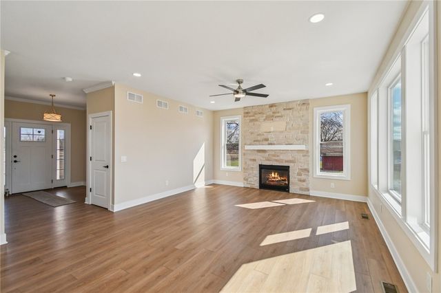 1 Stella Lane, Ogden, NY 14559