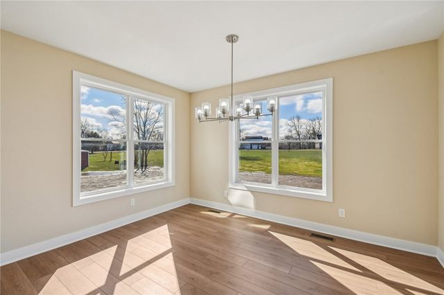 1 Stella Lane, Ogden, NY 14559