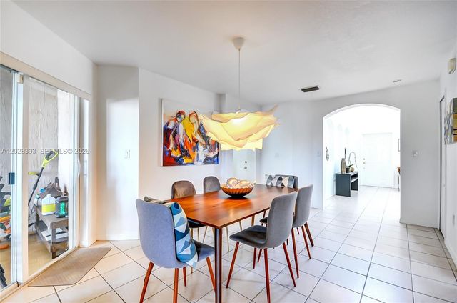 16600 SW 47th Ter, Miami, FL 33185