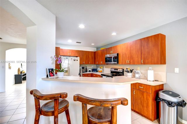 16600 SW 47th Ter, Miami, FL 33185