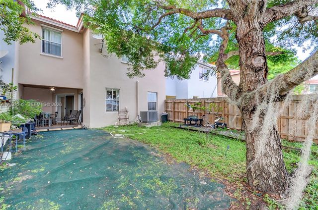 16600 SW 47th Ter, Miami, FL 33185