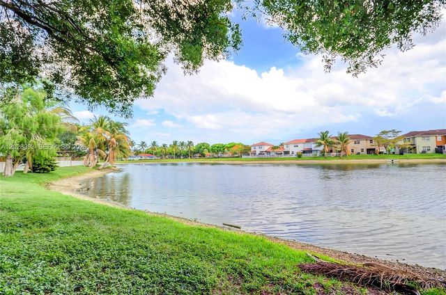 16600 SW 47th Ter, Miami, FL 33185
