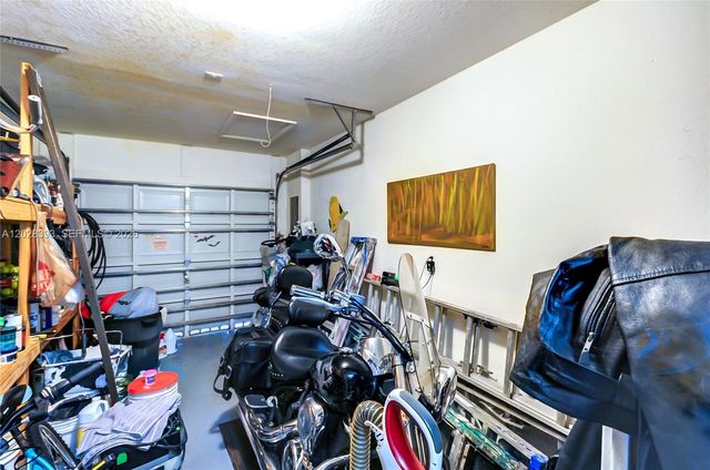 16600 SW 47th Ter, Miami, FL 33185