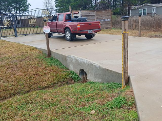 277 Road 5805, Dayton, TX 77327