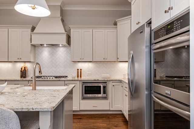 105 Ransom Ave, Nashville, TN 37205