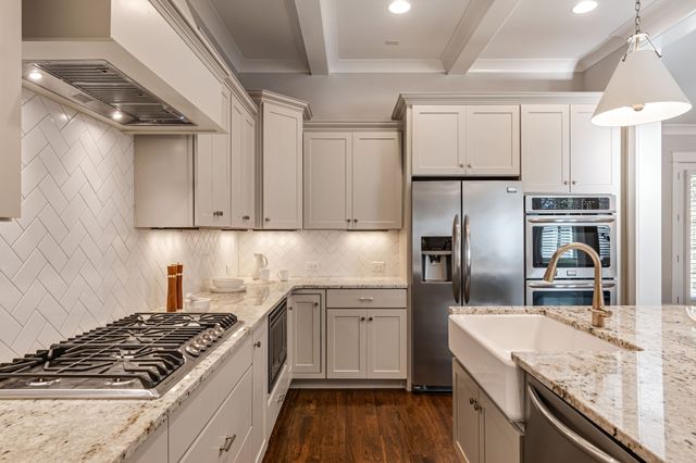 105 Ransom Ave, Nashville, TN 37205