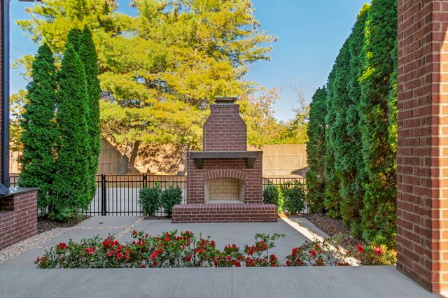 105 Ransom Ave, Nashville, TN 37205