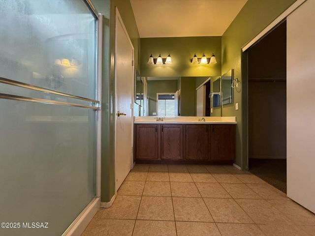 1569 W Cottonwood Bluffs Drive, Benson, AZ 85602