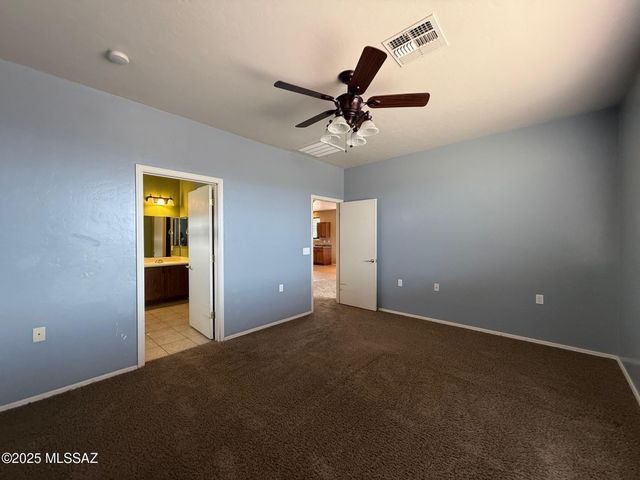 1569 W Cottonwood Bluffs Drive, Benson, AZ 85602