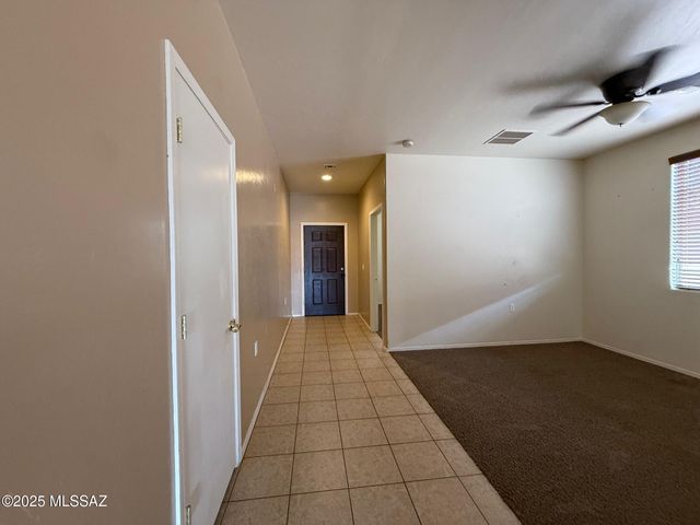 1569 W Cottonwood Bluffs Drive, Benson, AZ 85602