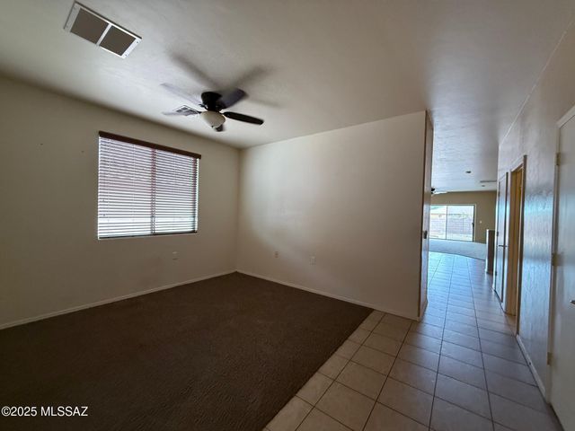 1569 W Cottonwood Bluffs Drive, Benson, AZ 85602