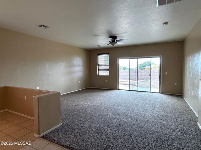 1569 W Cottonwood Bluffs Drive, Benson, AZ 85602