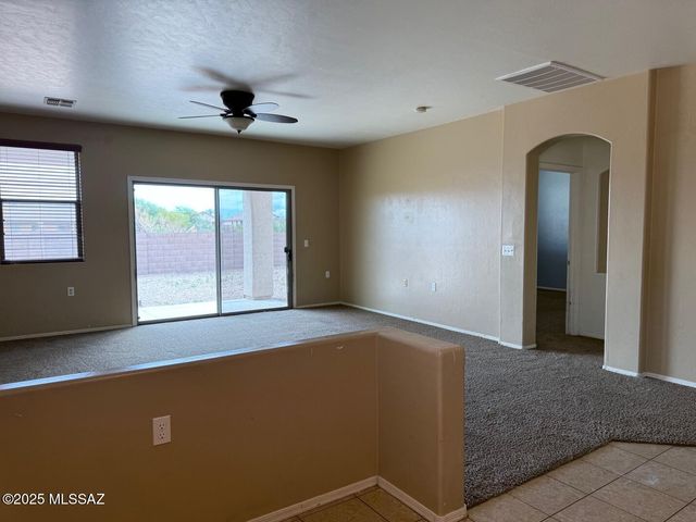 1569 W Cottonwood Bluffs Drive, Benson, AZ 85602