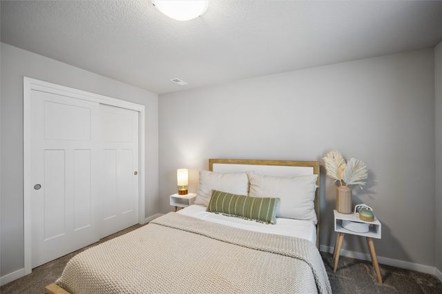 4724 167th Street, Urbandale, IA 50323