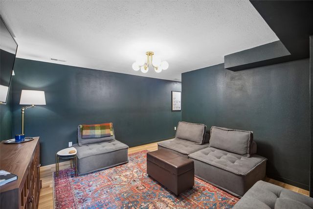 4724 167th Street, Urbandale, IA 50323