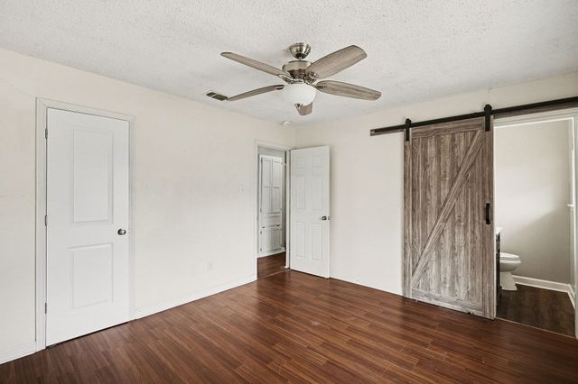 229 Mountain View Drive, Azle, TX 76020