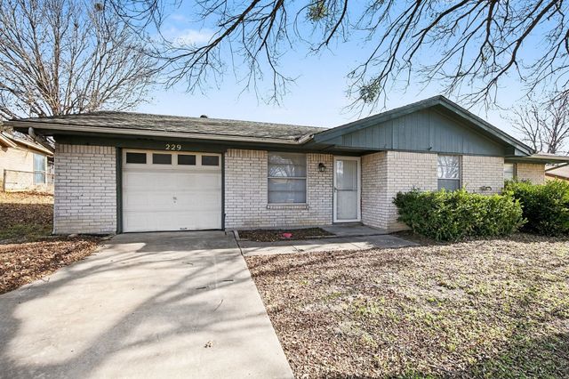 229 Mountain View Drive, Azle, TX 76020