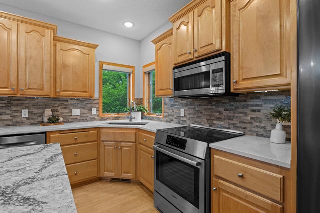 14259 Geneva Avenue N, Hugo, MN 55038