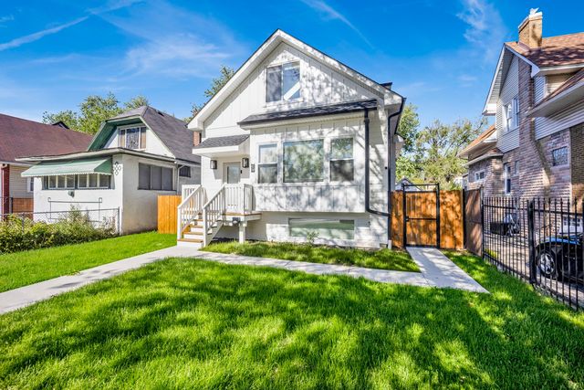 1122 N Latrobe Avenue, Chicago, IL 60651
