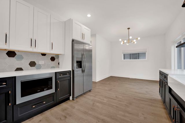 1122 N Latrobe Avenue, Chicago, IL 60651