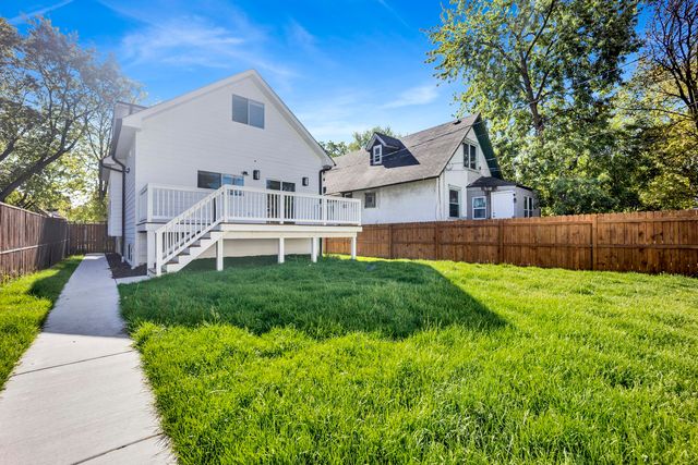 1122 N Latrobe Avenue, Chicago, IL 60651