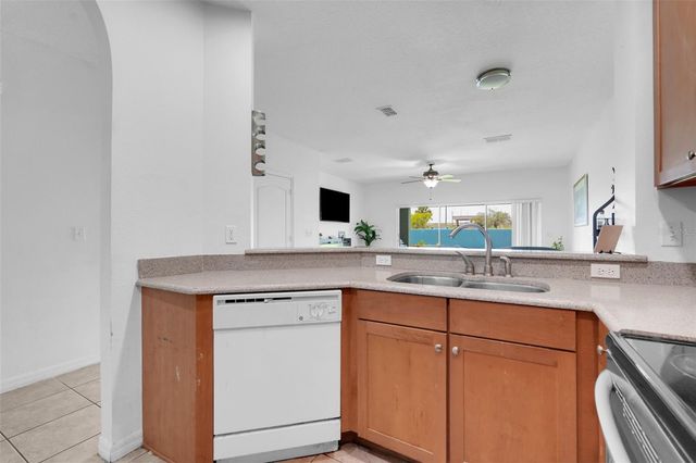 9408 FLOWERING COTTONWOOD ROAD, Orlando, FL 32832