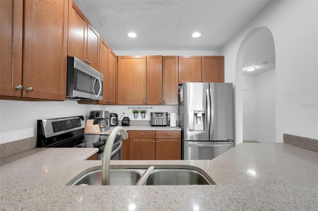 9408 FLOWERING COTTONWOOD ROAD, Orlando, FL 32832