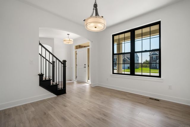 16777 Trajan Lane, Macomb Twp, MI 48044