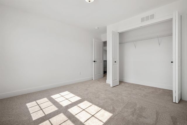 16777 Trajan Lane, Macomb Twp, MI 48044