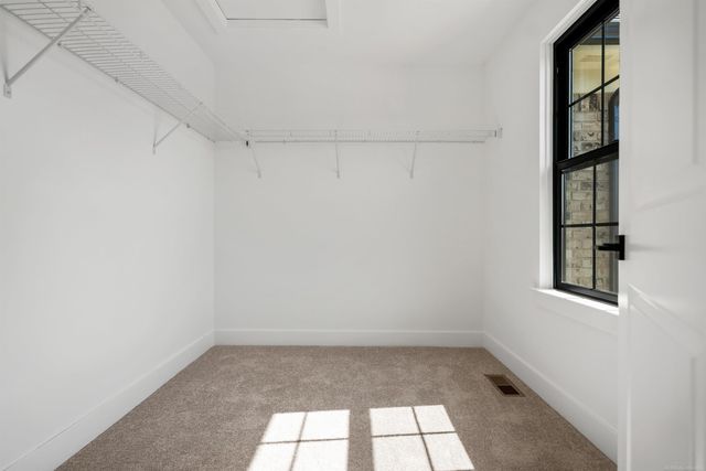 16777 Trajan Lane, Macomb Twp, MI 48044